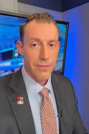 johnny joey! Good morning everybody. 🥰