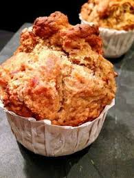 10 Recettes De Desserts Sans Sucre Ajoute Fraichement Presse Food Sweet Potato Muffins Dessert Recipes