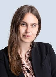 Carol Neri's Instagram, Twitter & Facebook