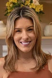 Ana Seltzer's Instagram, Twitter & Facebook