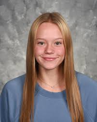 Ed-Co Student of the Week By Marissa Poole, Ed-Co Echoes This week's  Student of the Week is junior Kaitlyn Hahn, who was chosen by Mr. Hakert.  Kaitlyn is in Mr. Hakert's Biology
