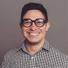 Hey Friends! After almost 13 years in Chicago, I am going to be moving to  Los Angeles in a month. I have been lucky to build an incredible network in  my time