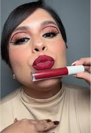 Labios Super Star Farmasi