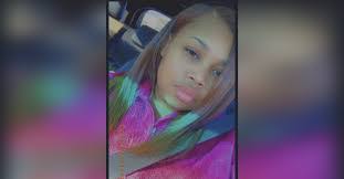 Kierra Thomas's Instagram, Twitter & Facebook