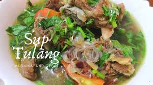 Sup tulang merah merupakan menu paling popular di singapura. Resipi Cara Memasak Sup Tulang Sup Ekor Yang Mudah Sedap Oxtail Soup Malaysian Style ç‰›ãƒ†ãƒ¼ãƒ«ã‚¹ãƒ¼ãƒ— Youtube