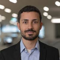 100+ perfiles de «Mello»