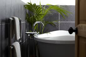 Ihre badewanne benötigt eine neue wannenfüllarmatur? Badewannenbeschichtung Preis Das Kostet Eine Badewannenbeschichtung
