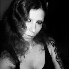 Debi Conti's Instagram, Twitter & Facebook