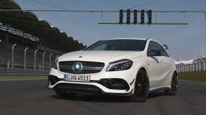 Mercedes Amg A 45 4matic Blanc Cirrus Youtube