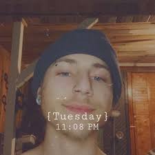 When you're building a Prerunner but love Nissan Silvias. S14 body with S15  front by the looks of it. @jake_n_bake127