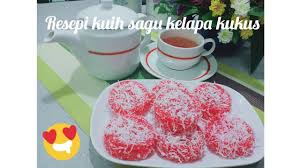 Walaupun saya mulanya bercadang untuk tidak mengukus tapi oleh kerana lama sangat untuk sagu menjadi jernih, jadi saya kukus juga akhirnya. Resepi Kuih Sagu Kelapa Kukus Steamed Kuih Sago With Grated Coconut Recipe Youtube