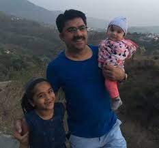Presently rohit sardana, who has been the face of tv media for a long time, used to anchor the show 'dangal', which aired on 'aaj tak' news channel. Rohit Sardana Age Death Wife Children Family Biography More Starsunfolded