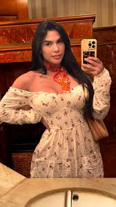 Jully Poca - Free pics, galleries & more at Babepedia