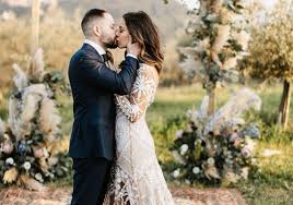 We've got oodles right here. 50 Stunning Boho Wedding Ideas