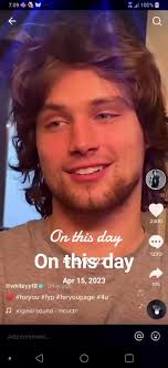 Cindy Holmes (@cinthrenee)