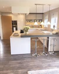 I Like The Color Pallet And The Floor Color Floor Kucheeinrichten Pallet Interiordesign Kuche Umgestalten U Formige Kuchen Haus Kuchen
