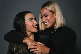 Em 2020, ela completou 34 anos de idade. Nos Jogos Com Recorde De Atletas Lgbt Marta Dedica Gol A Noiva