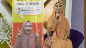 Oki memulai karir sebagai pemeran utama dalam film ketika cinta bertasbih 2009 kemudian menjadi penceramah di islam itu. Dengar Kondisi Anak Oki Setiana Dewi Selalu Menangis