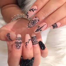 Lovely And Cute Acrylic Nails Naildesignsjournal Com Henna Nails Rihanna Nails Henna Nail Art