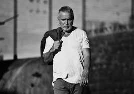 Download and listen online your favorite mp3 songs and music by bernard lavilliers. Bernard Lavillier Aux Escales Le Dimanche 28 Juillet Association Escalado Radio La Tribu