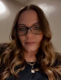 Can somebody turn this into a professional headshot?