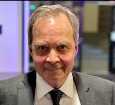 Karl Hedin säljer släktens livsverk -