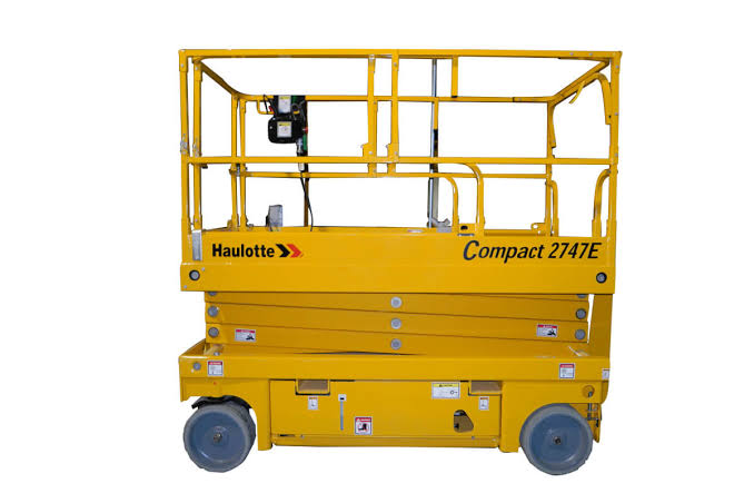 Haulotte COMPACT 2747E Aerial Lift