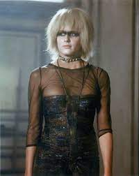 She initially believed she was human, having possessed implanted memories belonging to tyrell's niece. 6 Blade Runner Costumes Perfect For Any Halloween Party Blade Runner Blade Runner Pris Runner Costumes