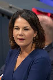 Die grünen haben annalena baerbock offiziell zu ihrer kanzlerkandidatin gekürt. Annalena Baerbock Wikiwand