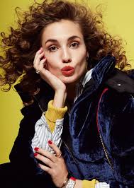 Check spelling or type a new. Lo Que Tienes Que Hacer Para Controlar El Frizz En Cabellos Rizados En Invierno Vogue Espana