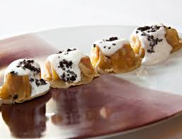 Recette De Ravioles De Foie Gras Creme Foisonnee Truffee Par Guy Martin Ravioles Recetas Para Cocinar Comida