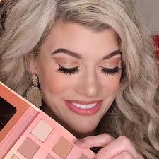 Profile for Beth's Beautiful Bombshells