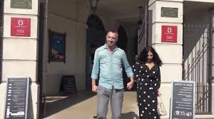 Jasmine 22 ans une beurette en vacances a Paris