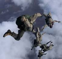High-altitude military parachuting - Wikipedia