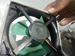 Usahakan penggantian thermal fuse sesuai dengan suhu, tegangan dan kapasitas arusnya supaya ketika terjadi kerusakan untuk perbaikan kipas angin tanpa kapasitor seharusnya lebih mudah untuk dilakukan karena konstruksinya lebih sederhana dan umumnya ukuran. Repair Peti Sejuk 01135495697 2016