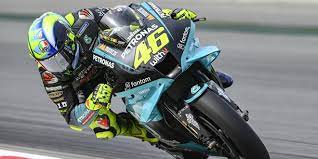 Il marchio rossi nasce nel 1987, come naturale evoluzione, il passo avanti nel percorso di un'azienda calzaturiera che, dal 1976, fa della produzione squisitamente artigianale la sua vocazione. Das War Viel Besser Valentino Rossi Im Barcelona Qualifying In Q2