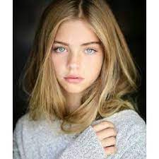 Draw My Heart Harry Potter Blonde Hair Girl Model Headshots Blonde Hair Blue Eyes
