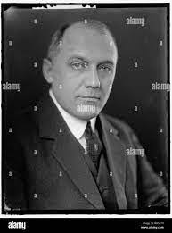 Jonah Knutson's Instagram, Twitter & Facebook