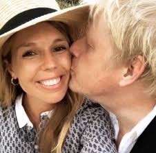 Aug 01, 2021 · carrie symonds is the third spouse of prime minister boris johnson. Boris Johnson And Carrie Symonds Engaged And Expecting Baby Bbc News