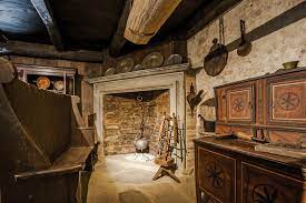 Dalle ore 10.00 alle ore 18.00 di tutti i giorni della settimana è possibile ammirare lo splendido panorama dal belvedere del giardino del castello. Castello Di Grinzane Cavour