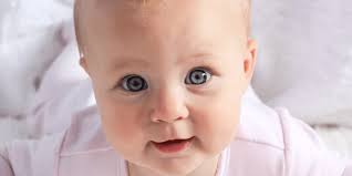 50 Nama Bayi Perempuan Swiss Unik & Bermakna Indah