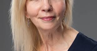 Australian actor Helen Ross shines in World Monologue Games