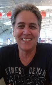 Who can recommend a good builder to add a 2nd story to my house in Carrara?