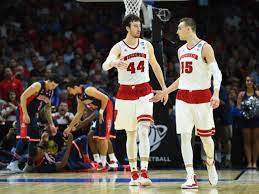 Francis stanley kaminsky iii (born april 4, 1993) is an american professional basketball player for the phoenix suns of the national basketball association (nba). Kaminsky Vs Dekker Who S Better At Twitter
