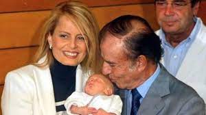 19 de mayo de 1965) es una presentadora de televisión, actriz, modelo y diseñadora de moda chilena. Cecilia Bolocco No Pudo Verlo Asi Fue La Triste Despedida De Maximo A Su Padre Carlos Menem Quine Fallecio Este Domingo En Cancha