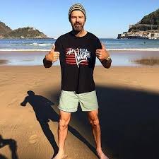Pau donés was born on october 11, 1966 in montanuy, huesca, aragón, spain as pau donés cirera. Pau Dones Se Olvida Del Cancer En San Sebastian El Correo