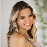 Danielle Dicicco's Instagram, Twitter & Facebook