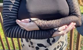 Mirror Mirror Moda Cutout Top