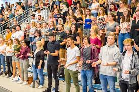 We looked inside some of the tweets by @erstsemester and here's what we found interesting. Hochschule Hamm Lippstadt Begrusst 1 406 Erstsemester Hochschule Hamm Lippstadt