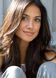 Nissan commercial actress big red bow / who is that actor, actress in that tv commercial?: Melanie Chandra Wikipedia